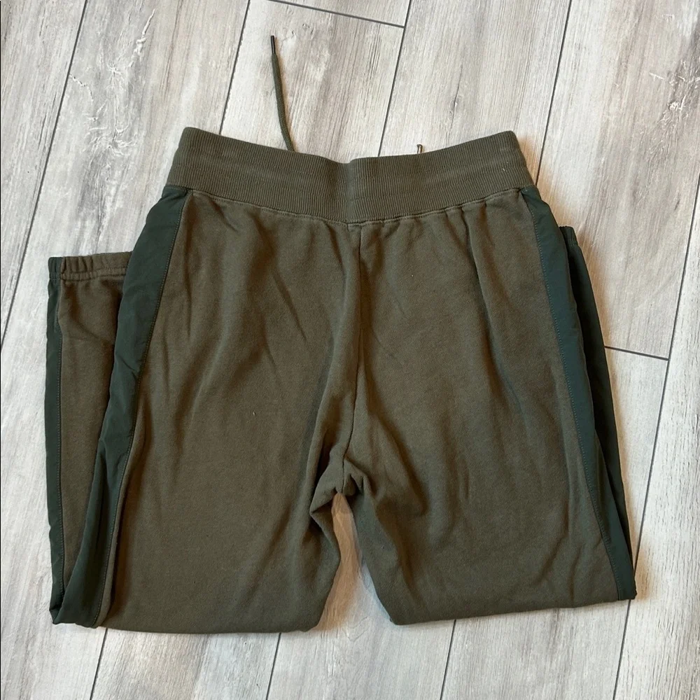 True Religion Panel drop crotch jogger sweats in green size small petite